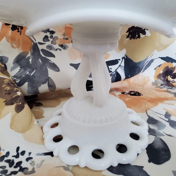 Westmoreland Vintage Milk Glass Pedestal Bowl/Basket - Picture 4 of 9